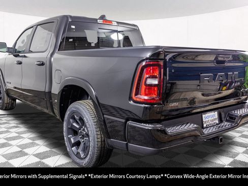 New 2026 RAM 1500 4x4 Crew Cab image 22