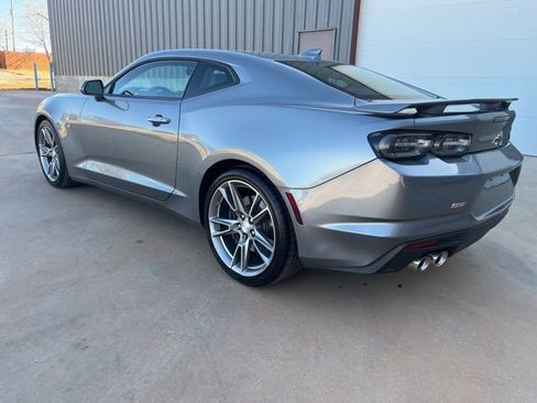 Used 2019 Chevrolet Camaro SS image 6