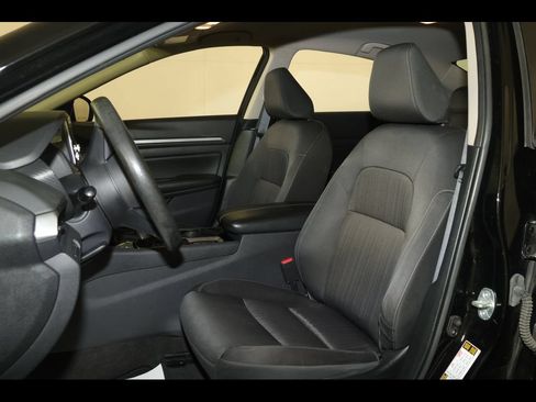 Used 2022 Nissan Altima 2.5 SV AWD/4WD image 21