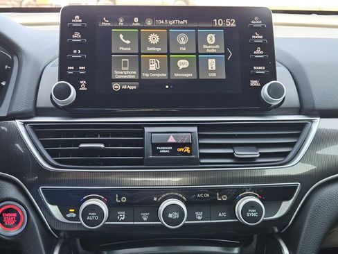 Used 2020 Honda Accord Sport image 12