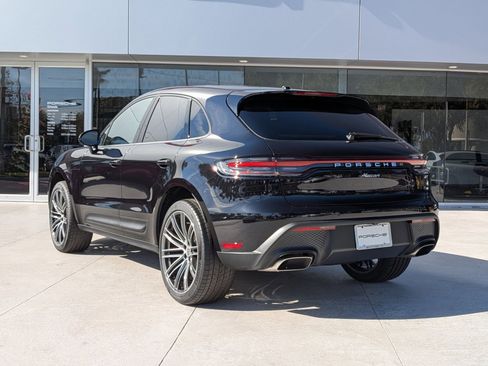 New 2026 Porsche Macan image 3