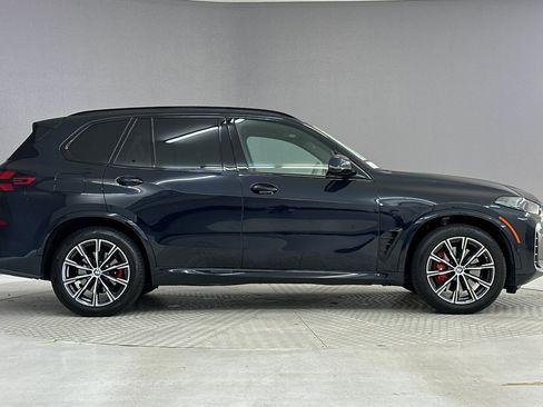 Certified 2024 BMW X5 xDrive40i w/ M Sport Package AWD/4WD image 8