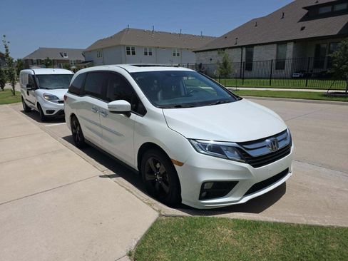 Used 2018 Honda Odyssey EX-L image 4