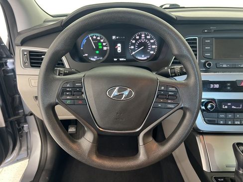 Used 2016 Hyundai Sonata SE image 10