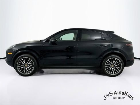 Used 2023 Porsche Cayenne S AWD/4WD image 4