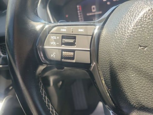 Used 2023 Honda Civic Touring image 19