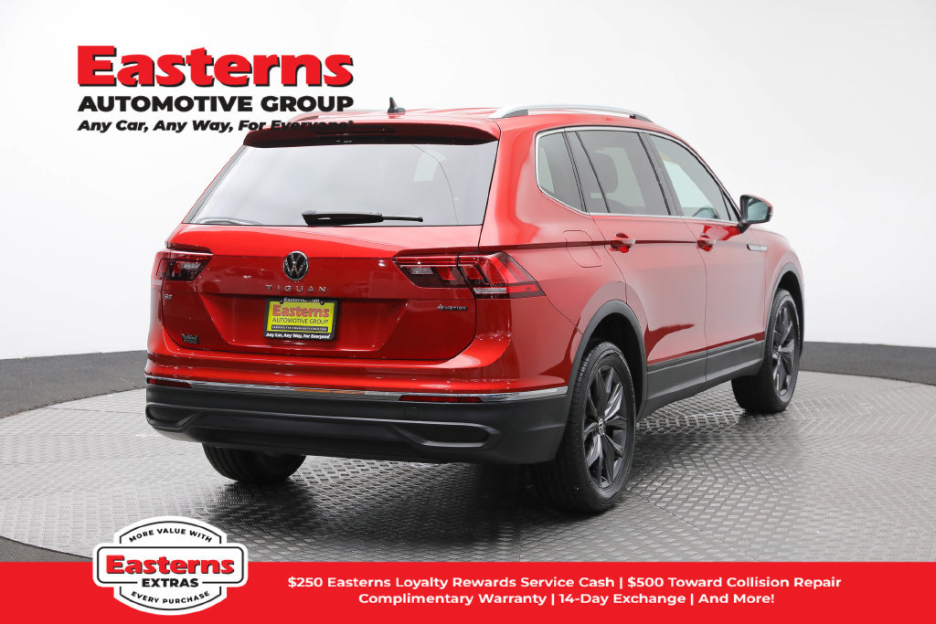 Used 2023 Volkswagen Tiguan SE AWD/4WD image 6