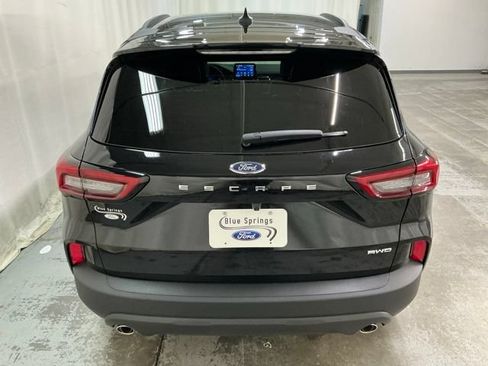 New 2026 Ford Escape ST-Line w/ Cold Weather Package AWD/4WD image 4