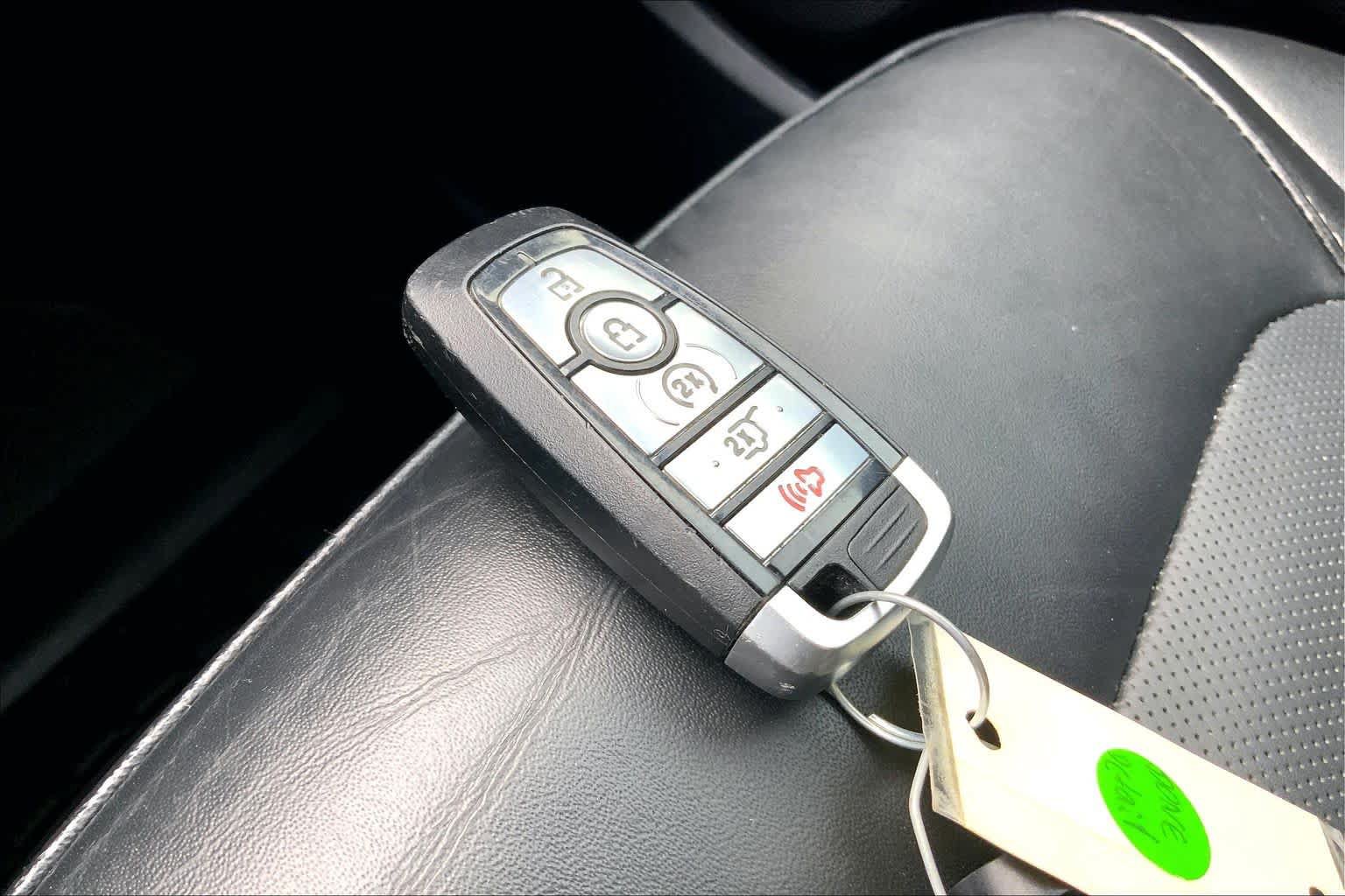 Used 2019 Ford Explorer Platinum AWD/4WD image 14