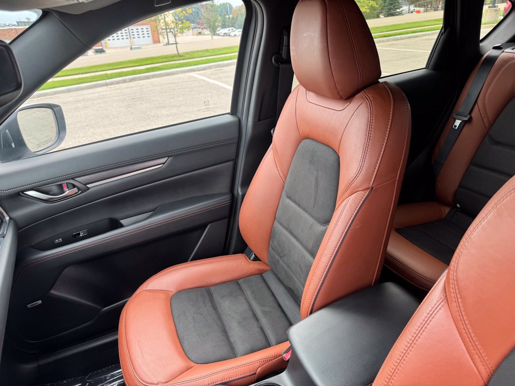 Certified 2024 MAZDA CX-5 Carbon Edition AWD/4WD image 7