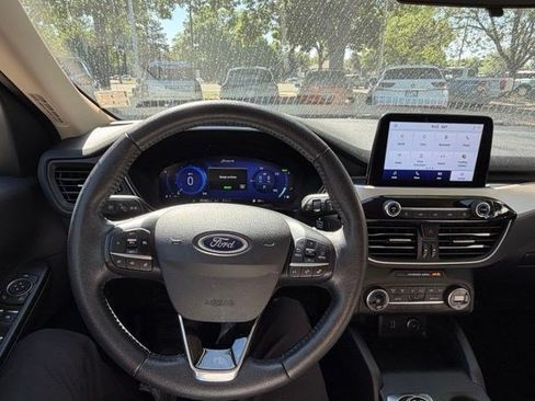 Certified 2020 Ford Escape SE Sport AWD/4WD image 15