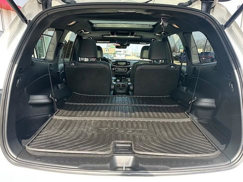 Used 2022 Honda Pilot Black Edition image 11