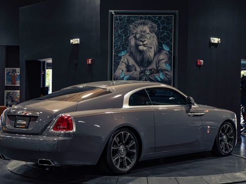 Used 2018 Rolls-Royce Wraith RWD image 7