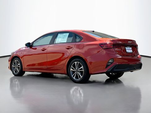 Used 2023 Kia Forte LXS w/ LXS Technology Package FWD image 13
