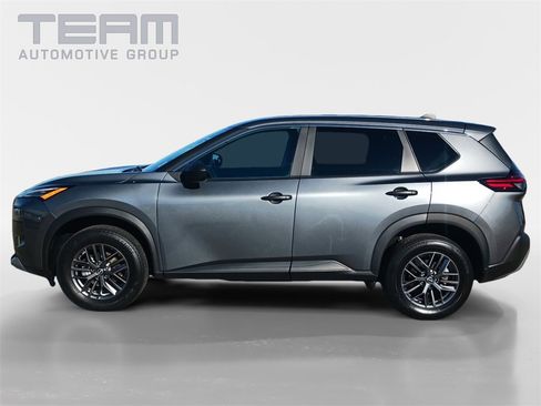 Used 2023 Nissan Rogue S image 4