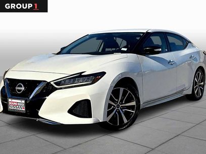 Certified 2023 Nissan Maxima SV w/ Floor Mat Group
