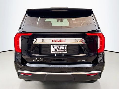 Used 2023 GMC Yukon XL SLT AWD/4WD image 5