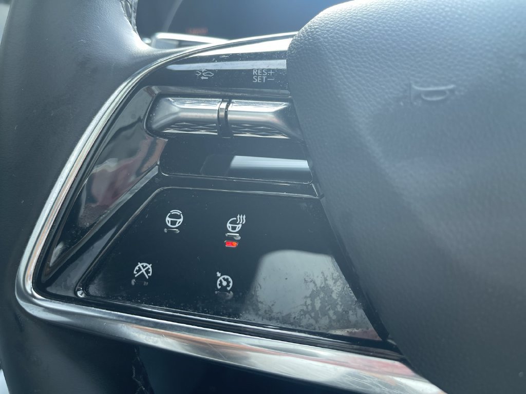 Certified 2024 Cadillac Lyriq Sport AWD/4WD image 11