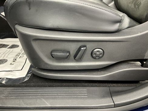 Used 2023 Nissan Ariya FWD image 30