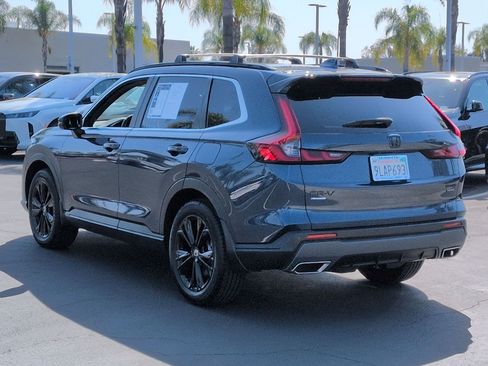 Used 2024 Honda CR-V Sport Touring image 8