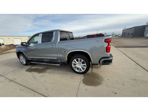 Certified 2024 Chevrolet Silverado 1500 High Country w/ High Country Premium Package AWD/4WD image 6