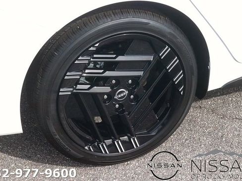 New 2026 Nissan Sentra SR FWD image 7