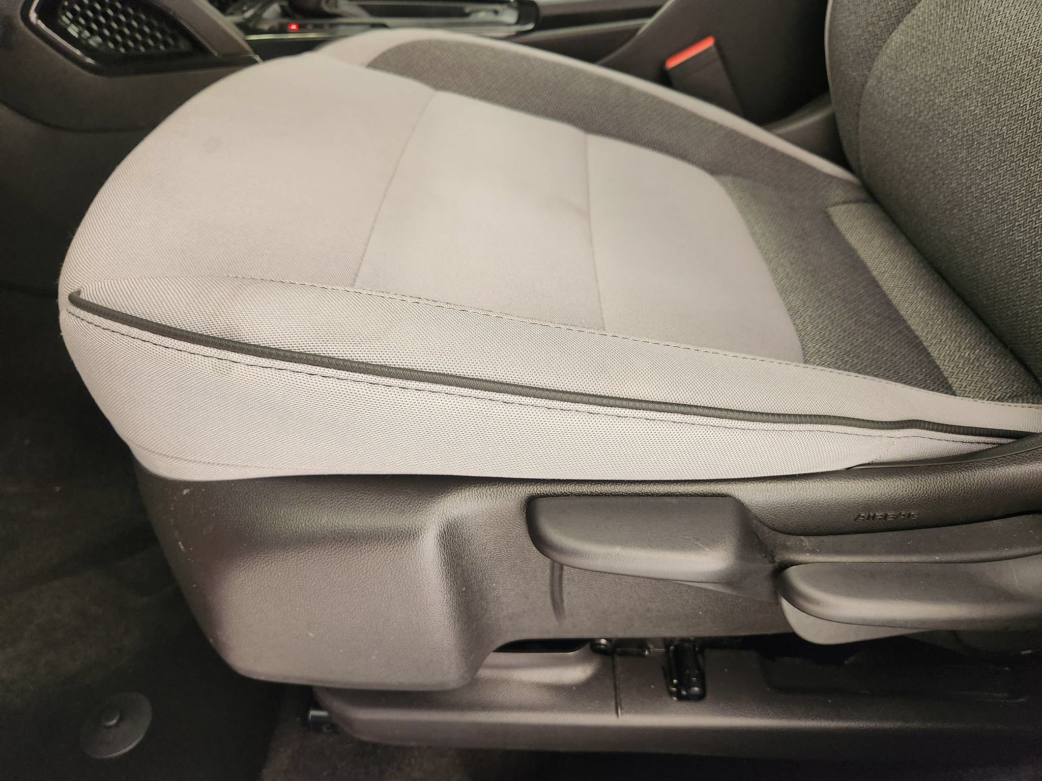 Used 2026 Chevrolet TrailBlazer LT FWD image 23