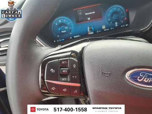 Used 2023 Ford Escape SE w/ PHEV Premium Package FWD image 17