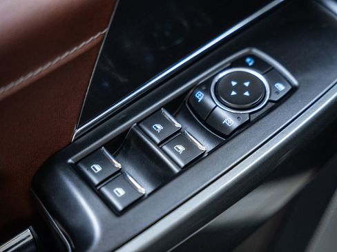 Used 2023 Ford F150 Lariat w/ Equipment Group 502A High image 53