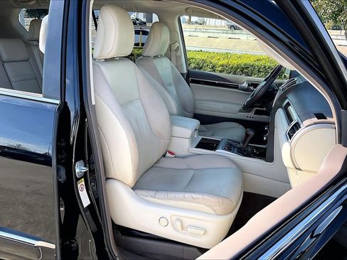Used 2015 Lexus GX 460 image 7