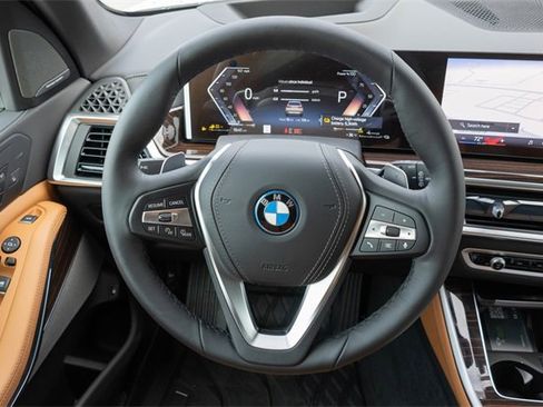 New 2026 BMW X5 xDrive50e w/ Climate Comfort Package image 24