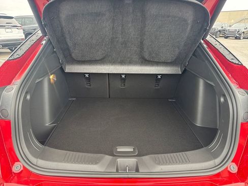 New 2026 Buick Envista Avenir image 6