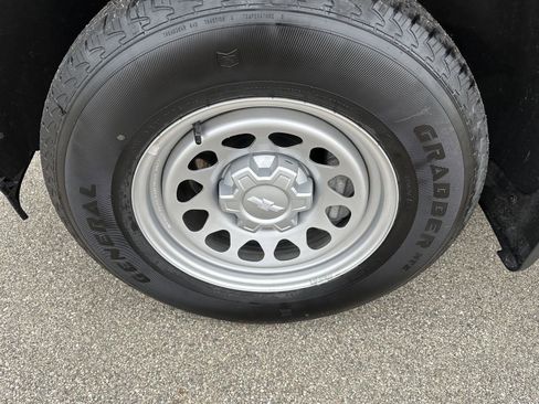 Used 2024 Chevrolet Silverado 1500 W/T w/ WT Fleet Convenience Package AWD/4WD image 11