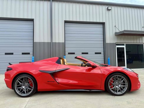 Used 2023 Chevrolet Corvette Z06 RWD image 44