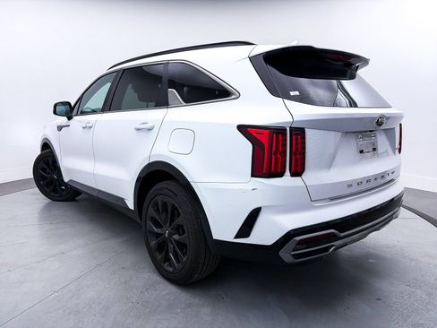 Used 2021 Kia Sorento SX FWD image 2