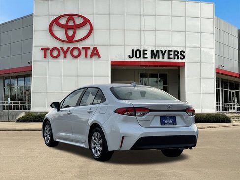 Certified 2026 Toyota Corolla LE image 7