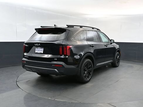 Certified 2023 Kia Sorento S w/ Panoramic Sunroof Package AWD/4WD image 5