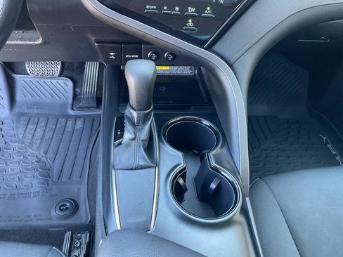 Used 2019 Toyota Camry LE w/ Audio Package FWD image 24