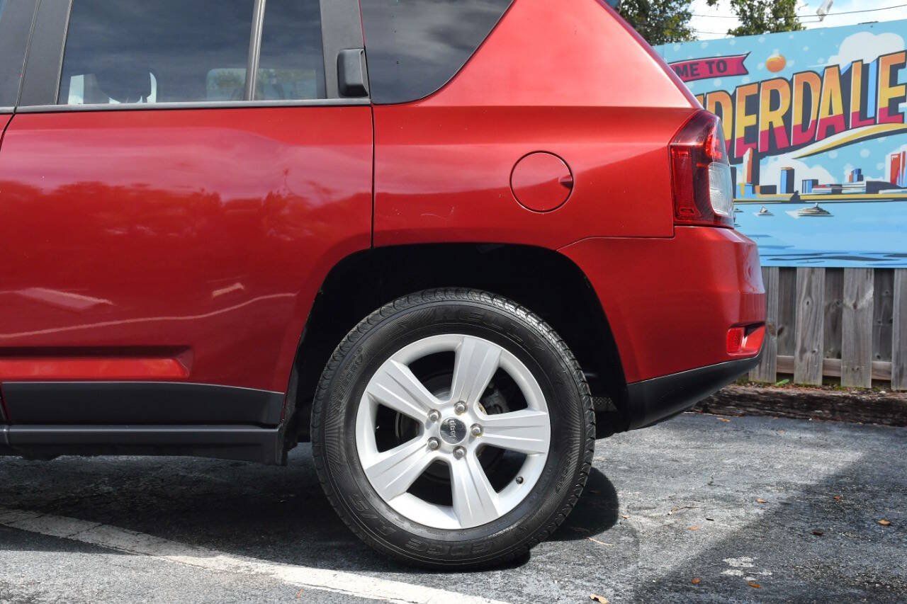 Used 2014 Jeep Compass Sport w/ Power Value Group AWD/4WD image 10