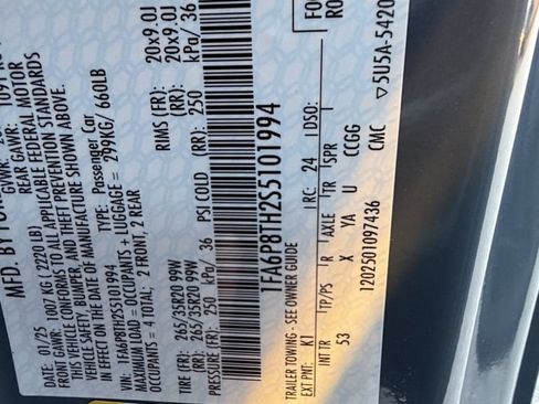 Used 2025 Ford Mustang Premium RWD image 32