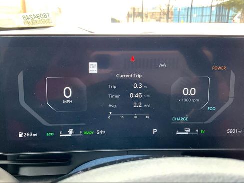 Used 2026 Kia Carnival SX w/ SX Dark Edition Package image 23