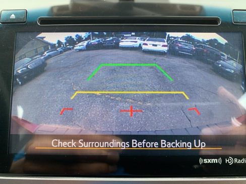 Used 2017 Subaru Outback 2.5i Premium image 17