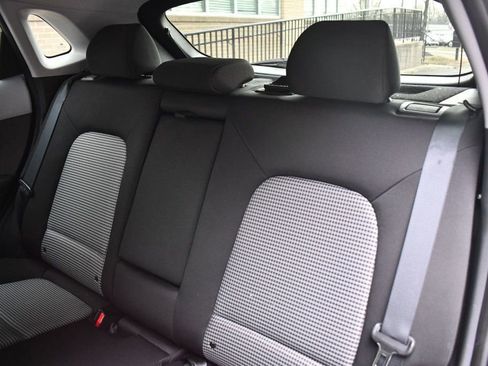 Used 2019 Hyundai Kona SE w/ Cargo Package image 25