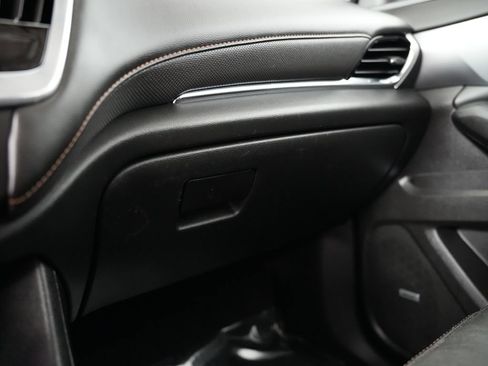 Used 2018 Chevrolet Traverse Premier AWD/4WD image 56