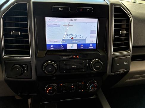 Used 2020 Ford F150 XLT w/ Equipment Group 302A Luxury AWD/4WD image 23