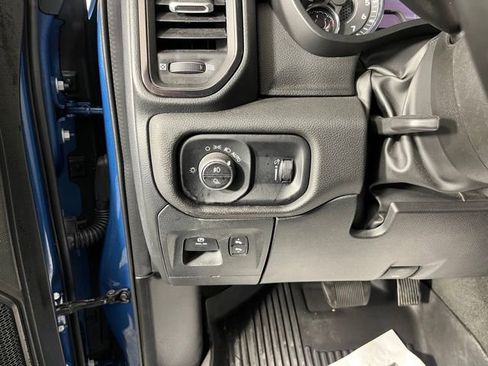 Used 2024 RAM 1500 Big Horn AWD/4WD image 18