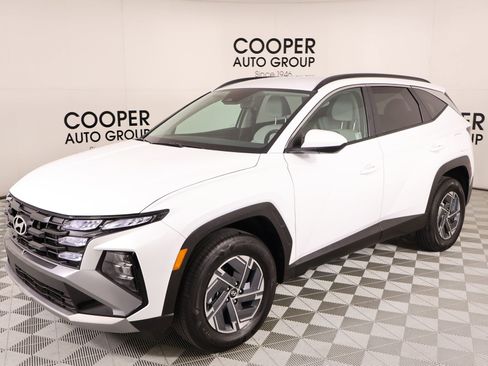 Certified 2025 Hyundai Tucson Blue image 9