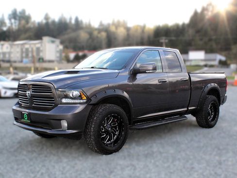Used 2016 RAM 1500 Sport image 3