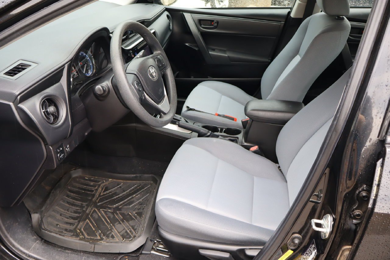 Used 2019 Toyota Corolla L FWD image 14