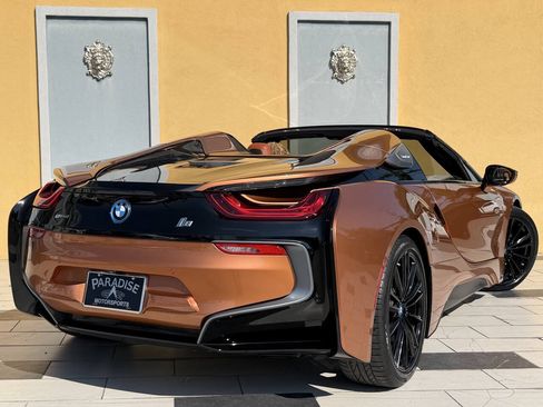Used 2019 BMW i8 Roadster AWD/4WD image 13